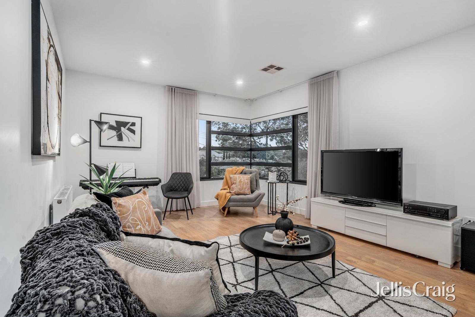 6 Abelia Street, Forest&nbsp;Hill image 9