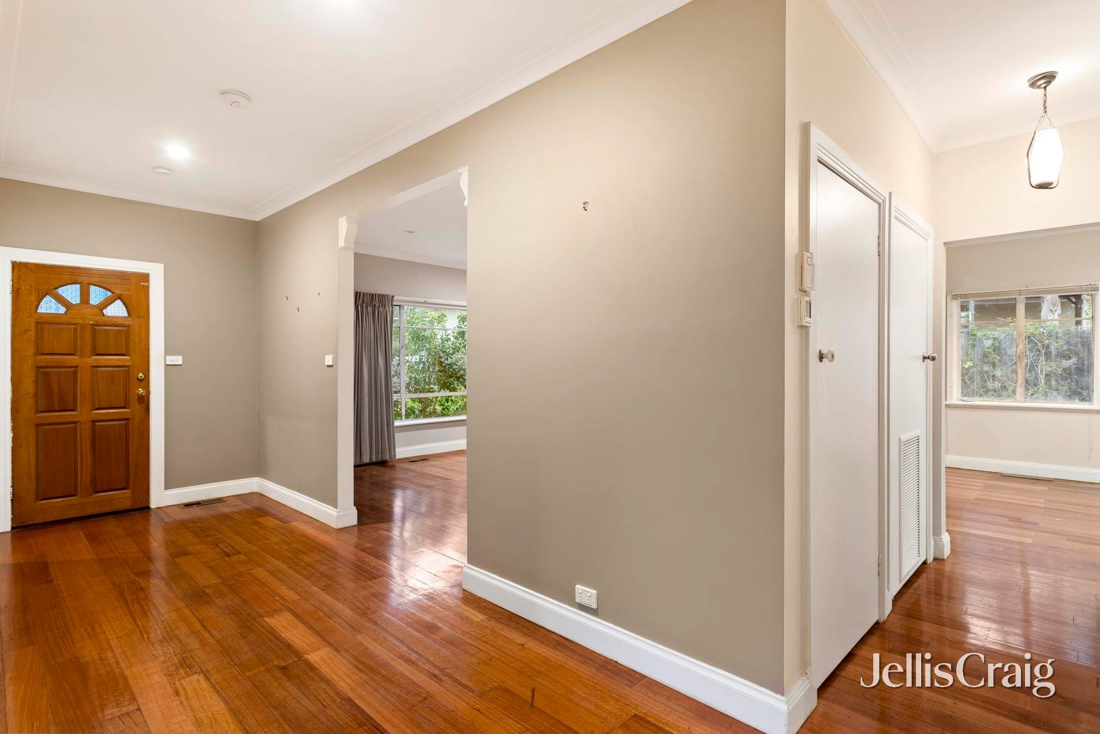 6 Abraham Drive, Croydon image 6