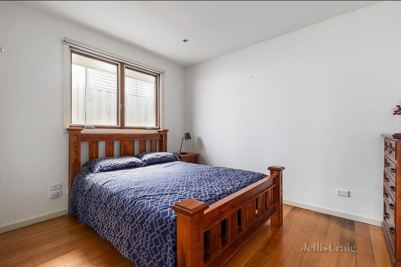 6 Adrian Street, Bentleigh East image 6