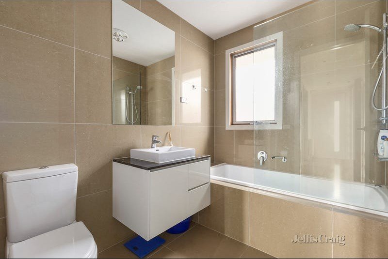 6 Adrian Street, Bentleigh East image 9