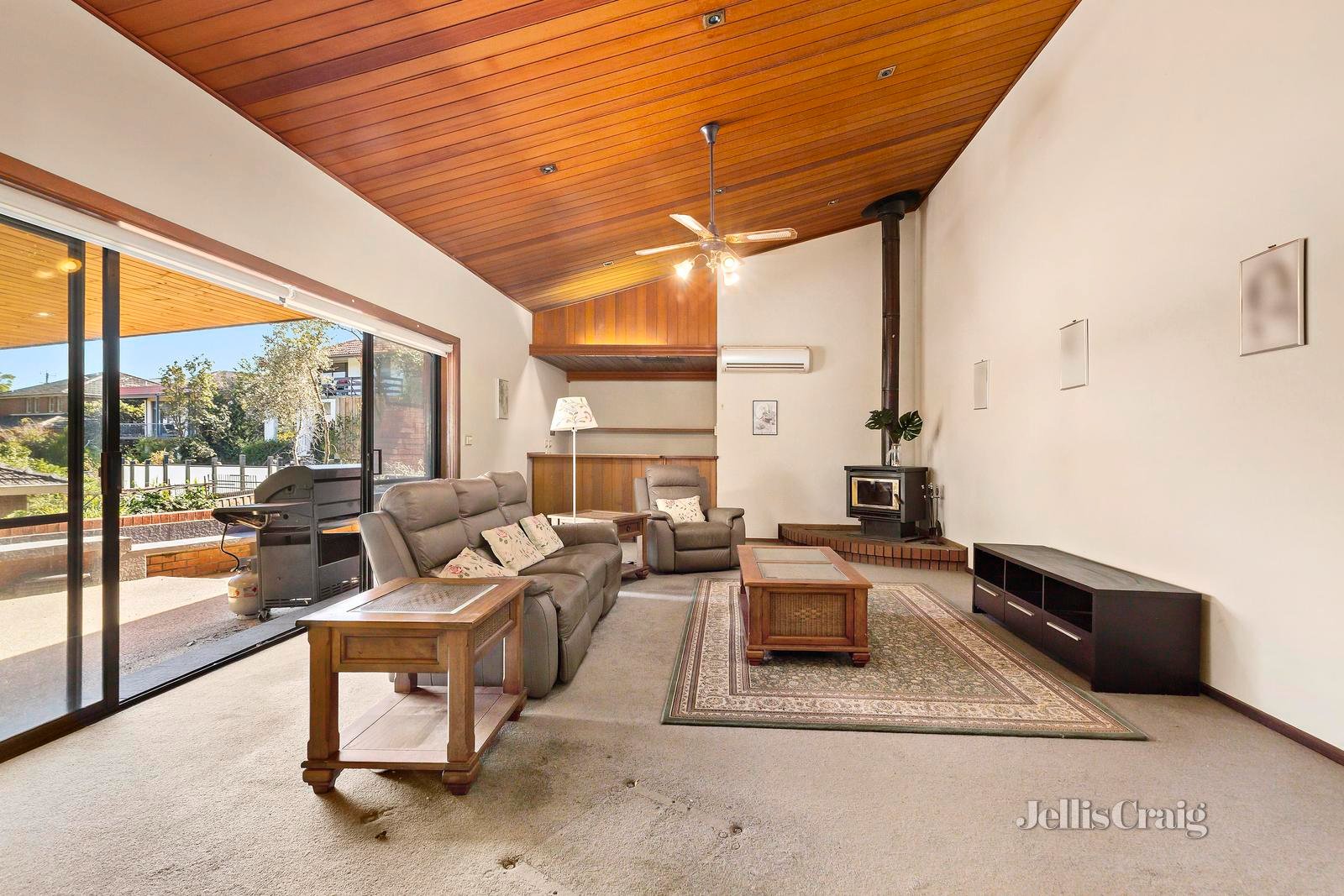 6 Albany Place, Bulleen image 2