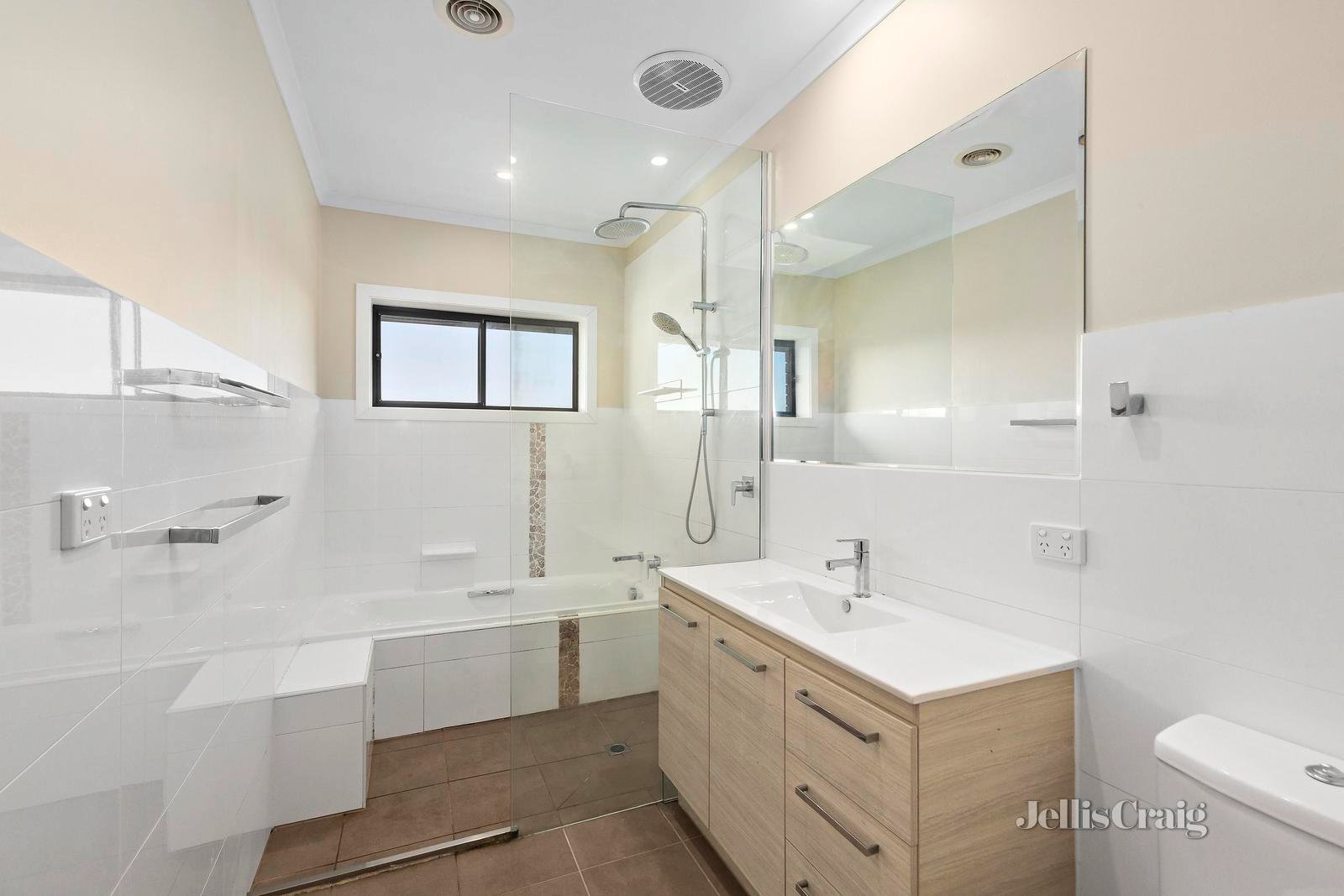 6 Albany Place, Bulleen image 11