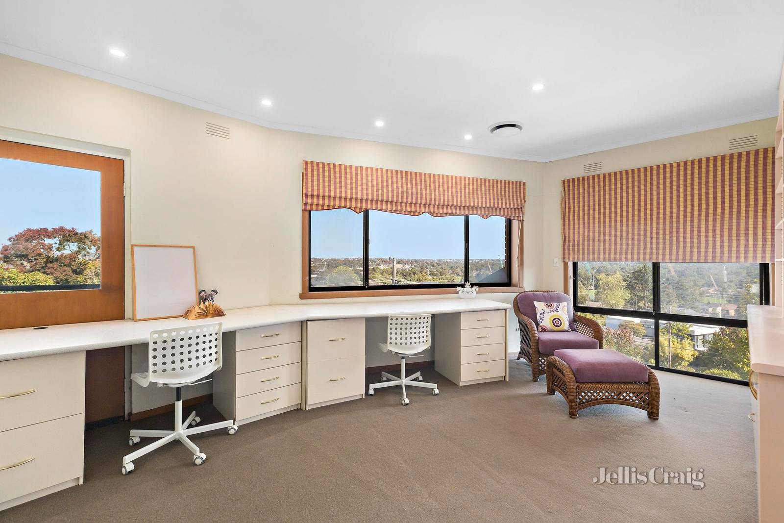 6 Albany Place, Bulleen image 12