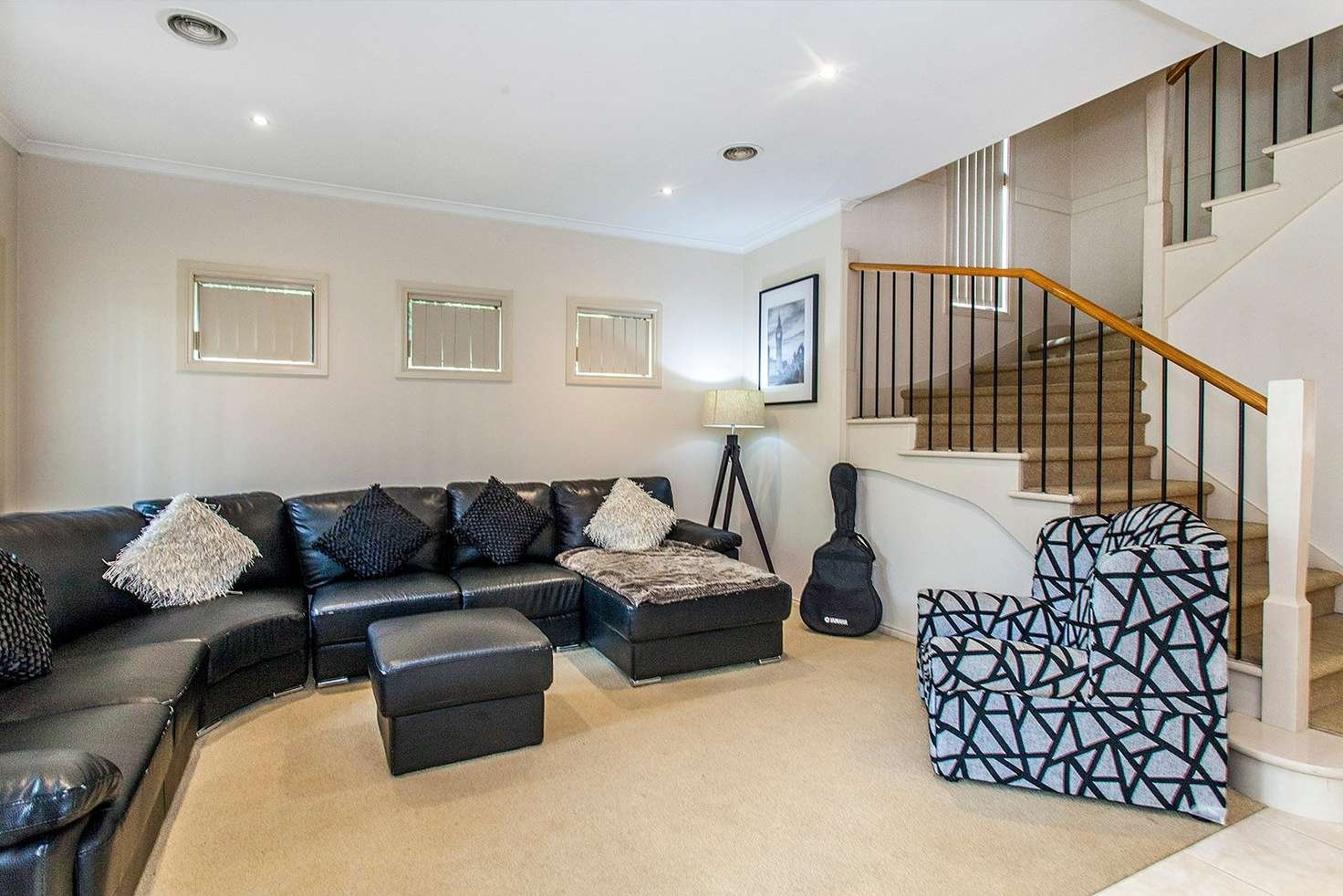 Property Gallery Thumbnail 2