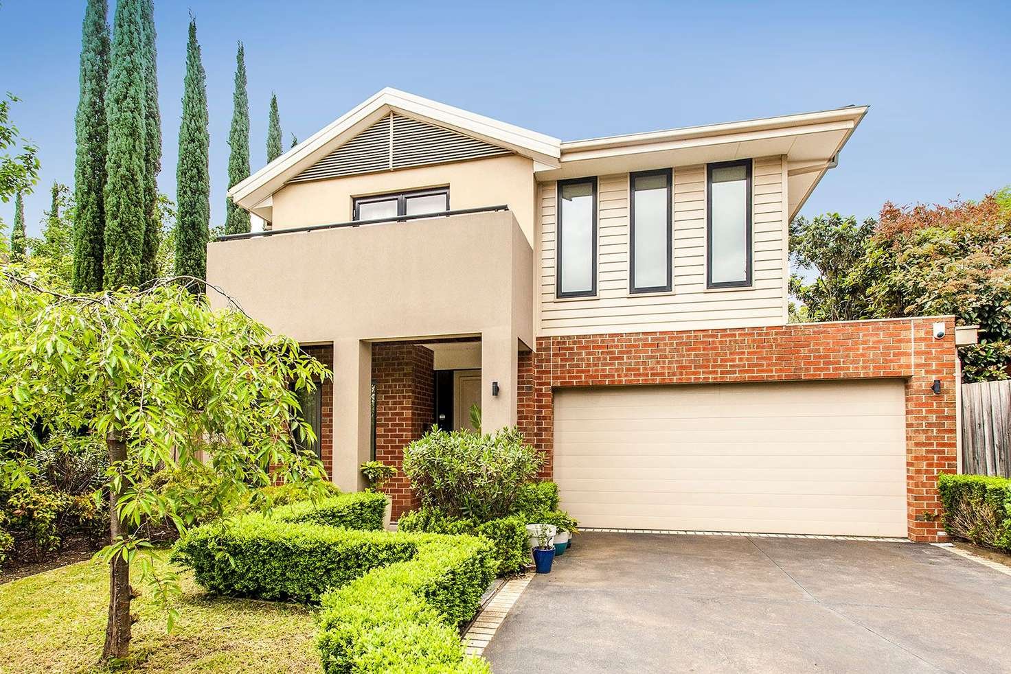 Property Gallery - Main Image