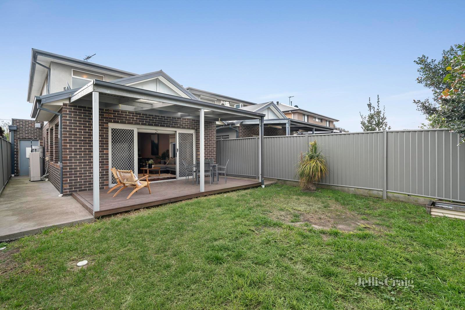 6 Angus Avenue, Altona North image 12