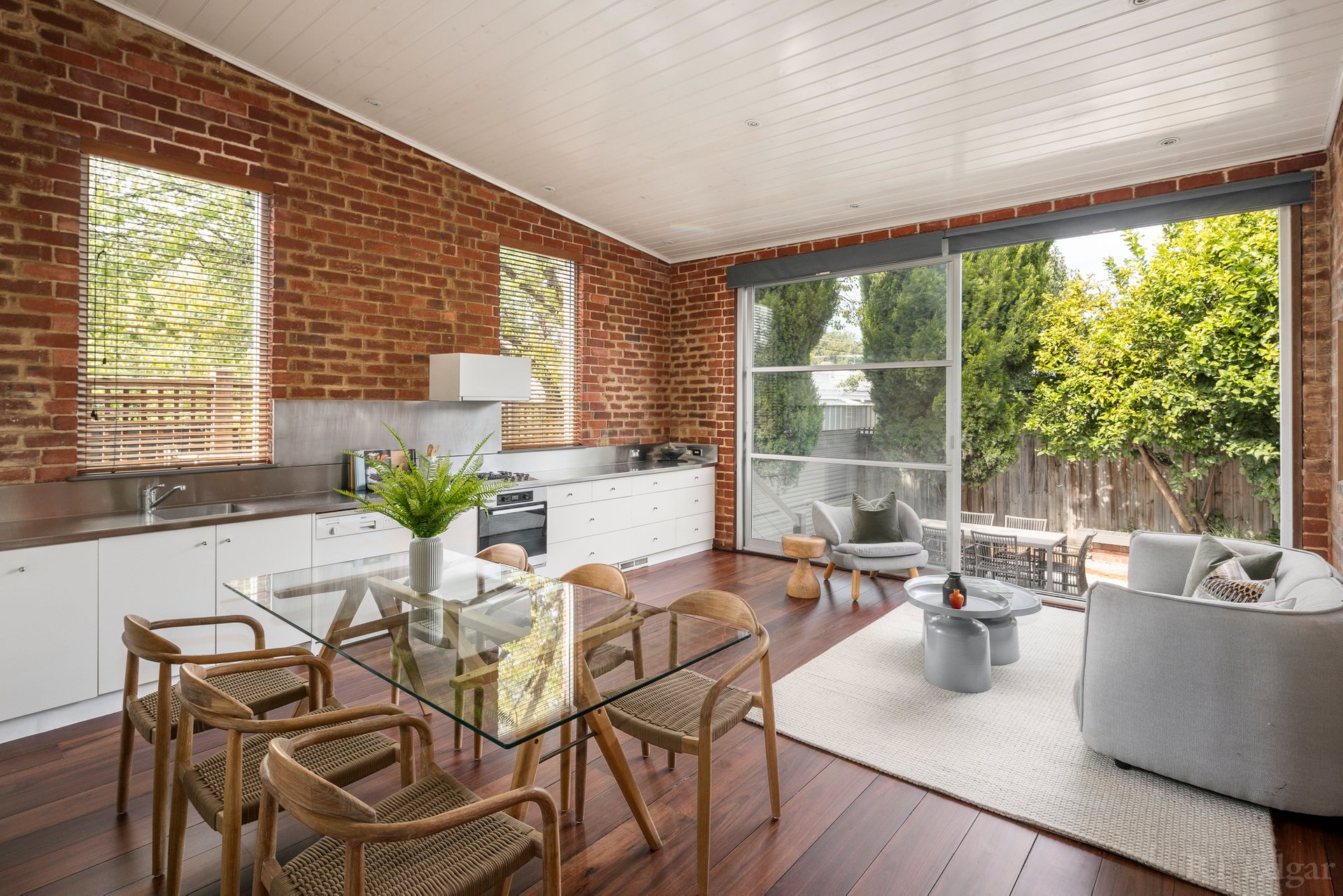 Property Gallery Thumbnail 4