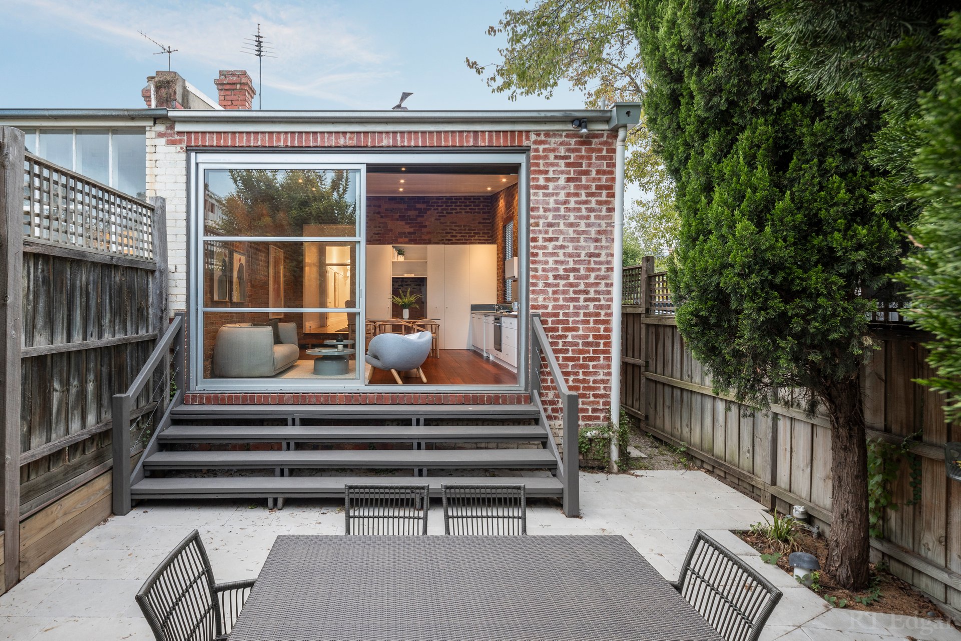 Property Gallery Thumbnail 8