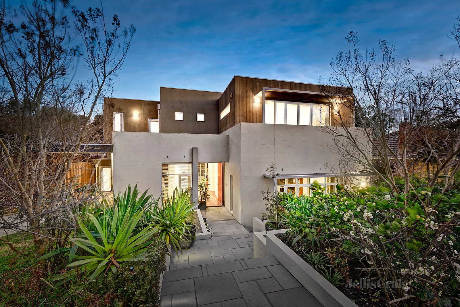 6 Audrey Crescent, Glen Iris image 2