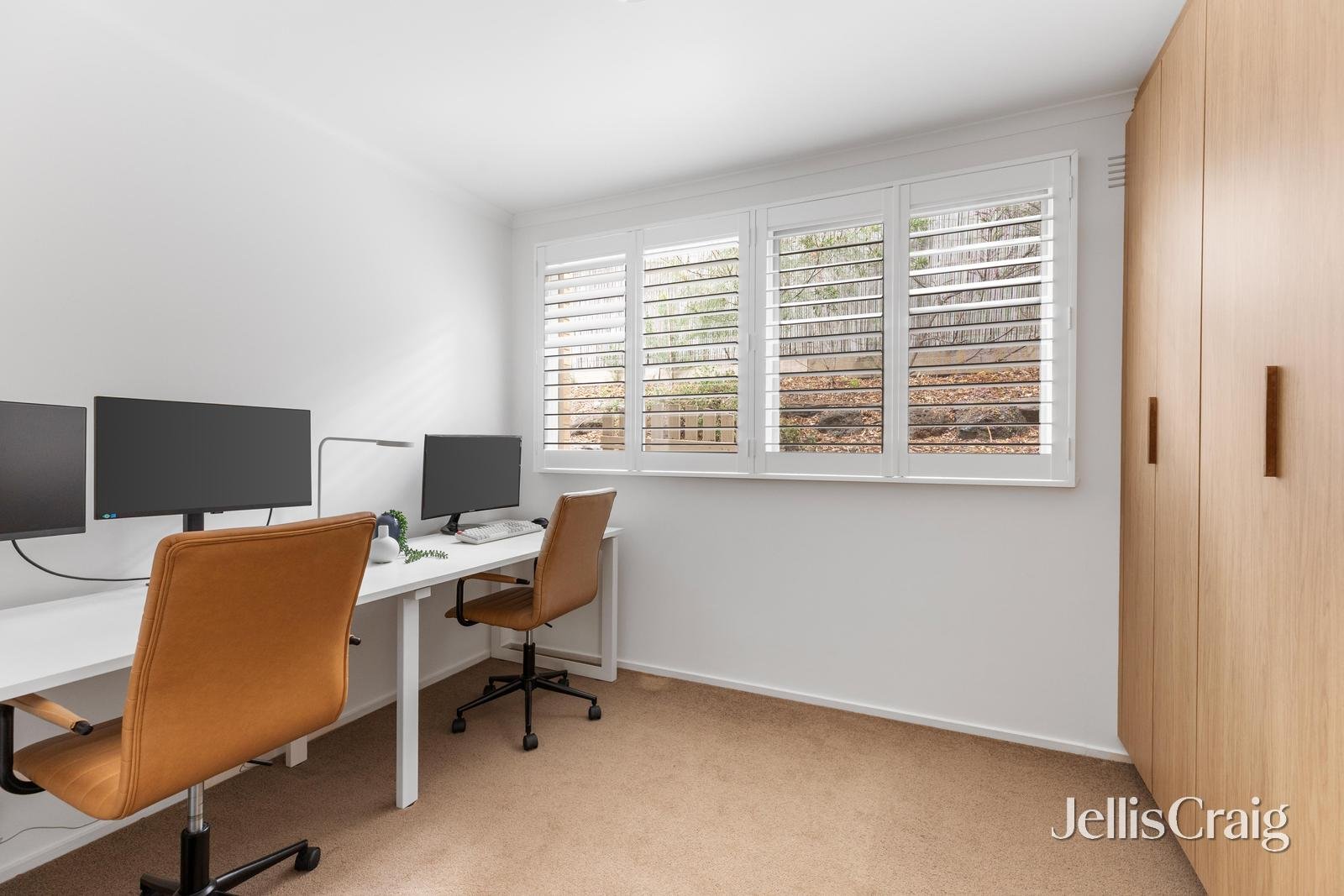 6 Avarn Court, Eltham image 6