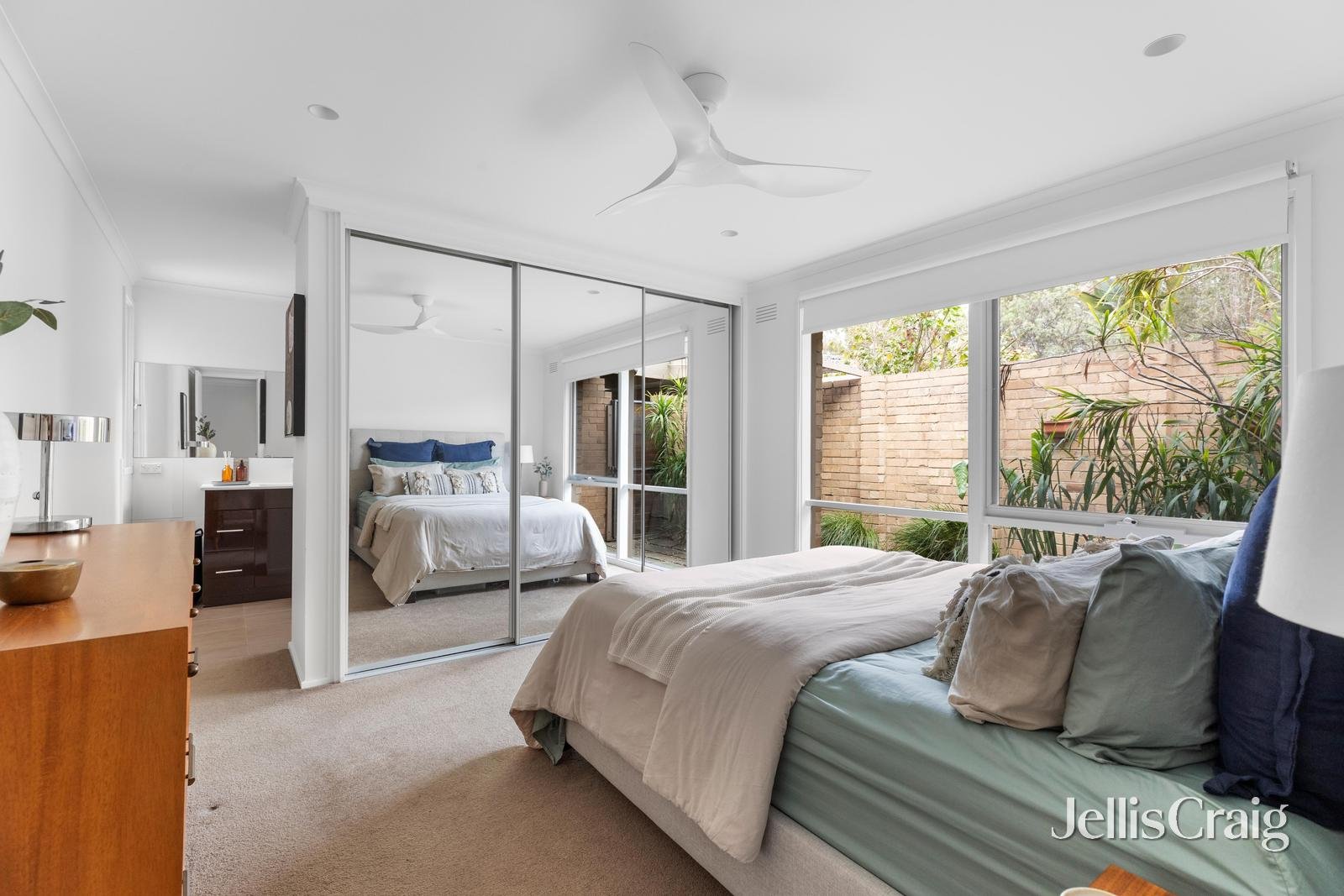 6 Avarn Court, Eltham image 10