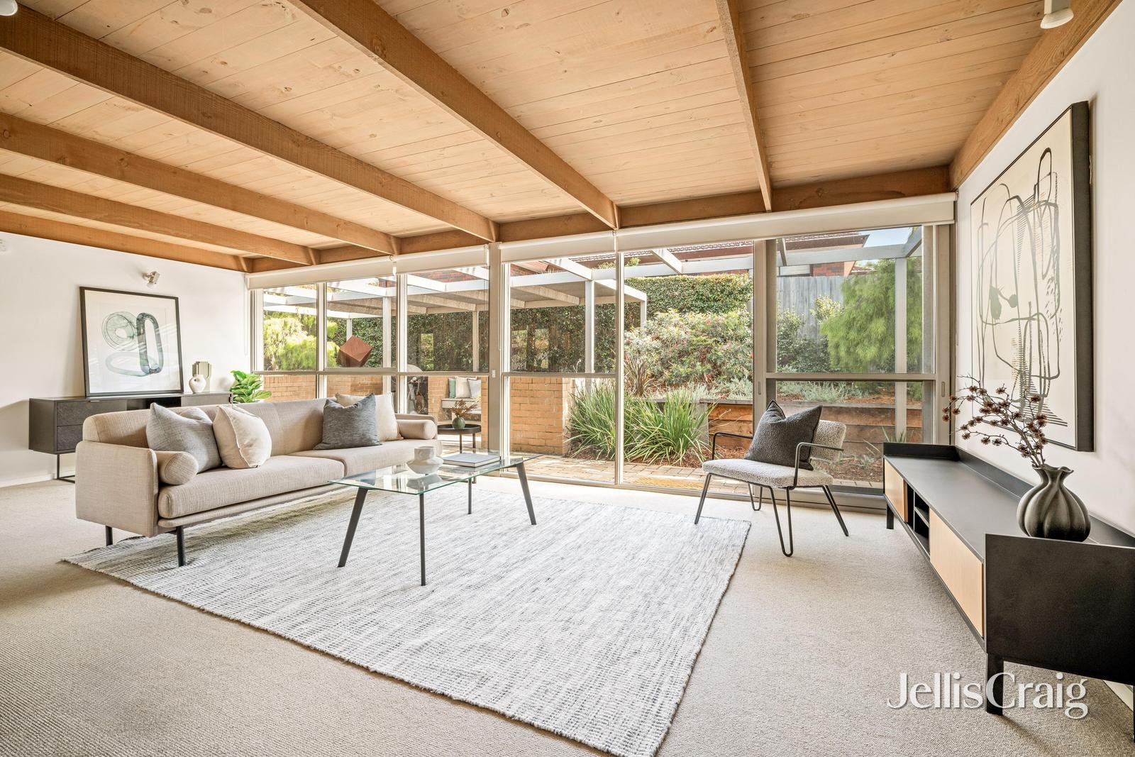 6 Avenza Street, Mentone image 1