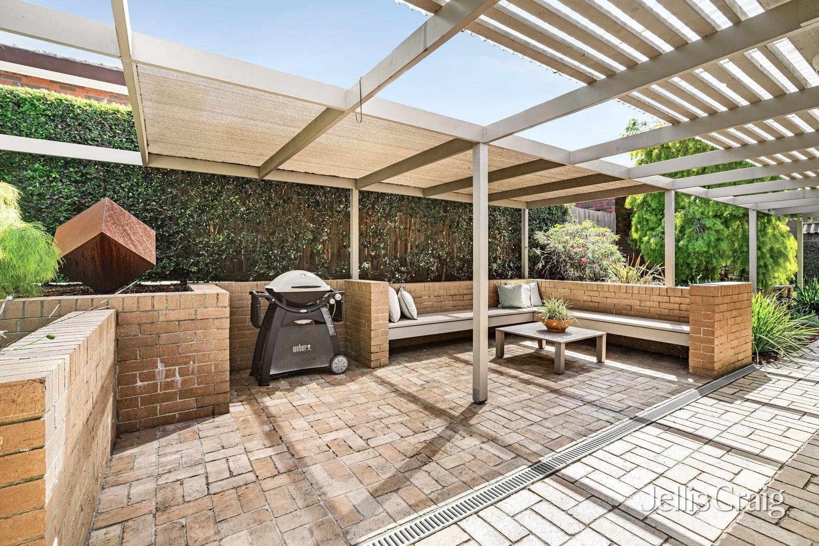 6 Avenza Street, Mentone image 9