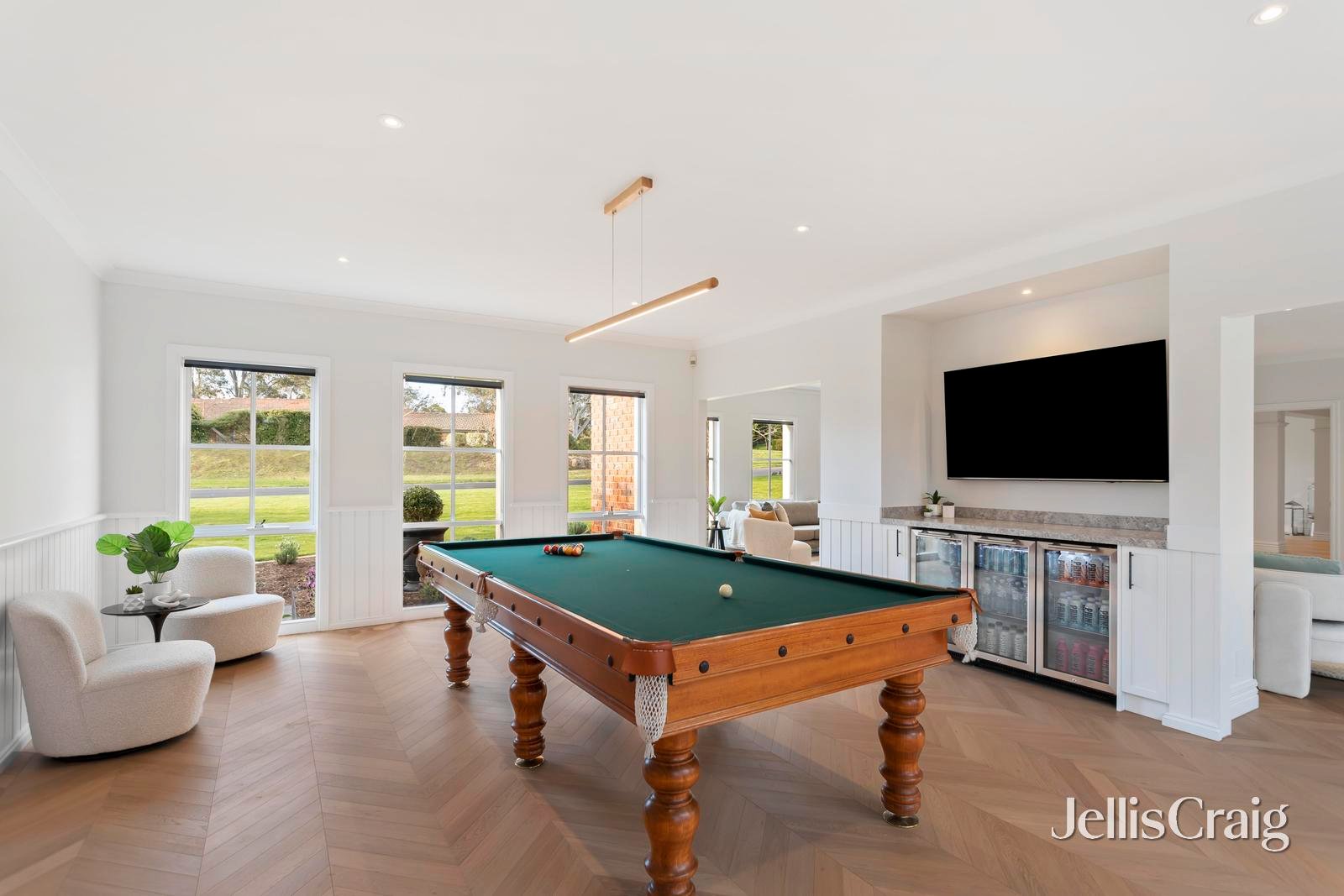 6 Aylesbury Way, Warrandyte image 8