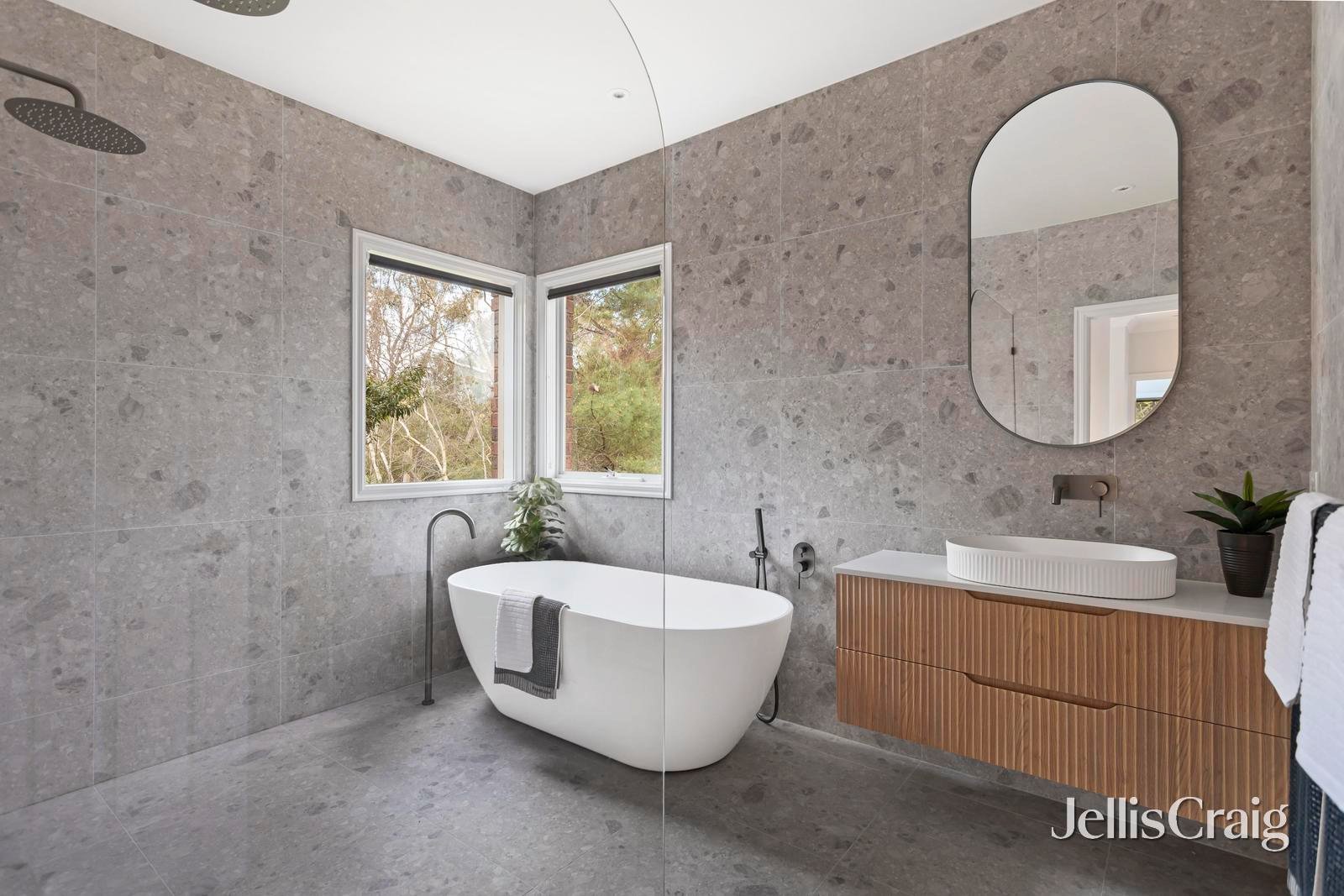 6 Aylesbury Way, Warrandyte image 19