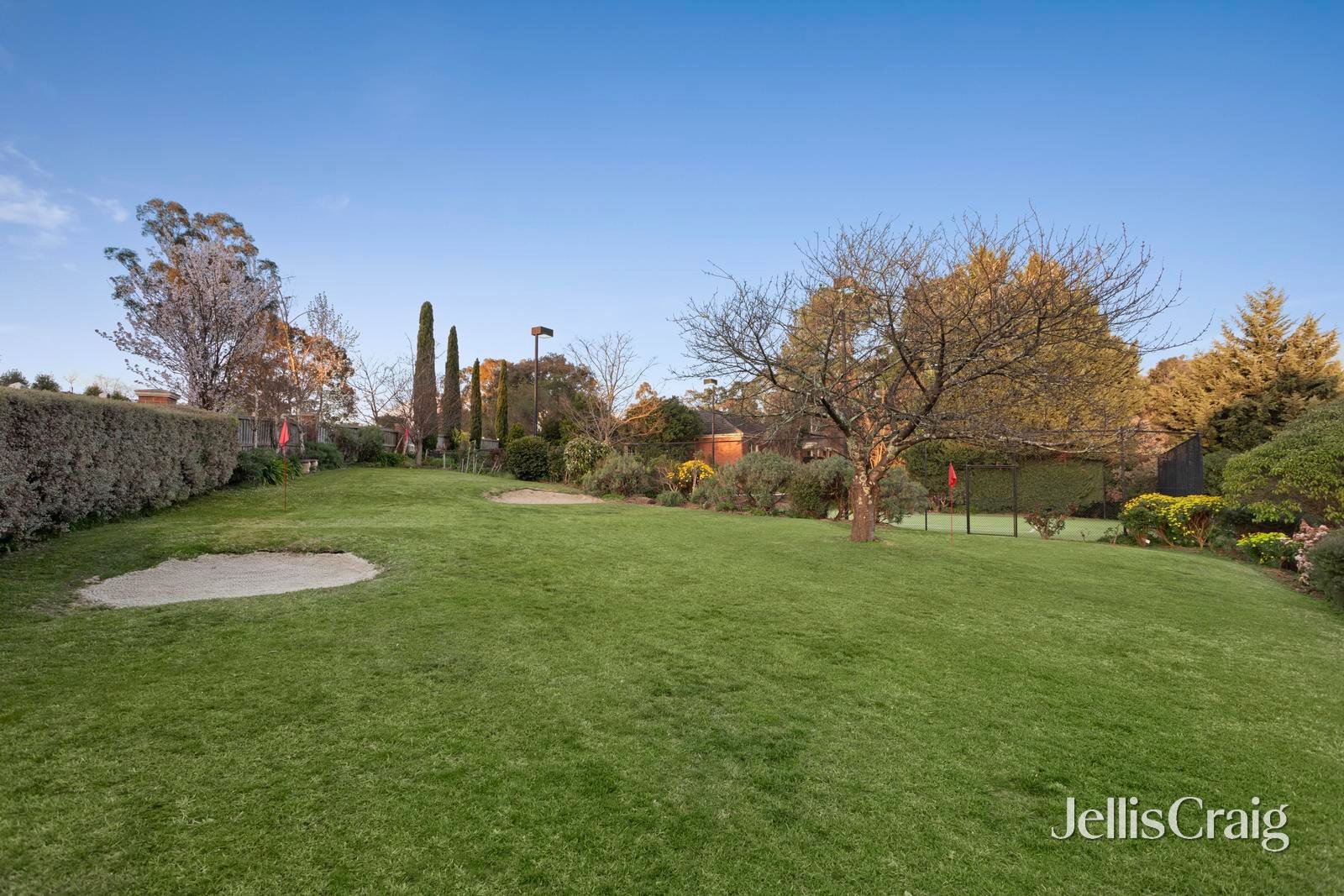 6 Aylesbury Way, Warrandyte image 23