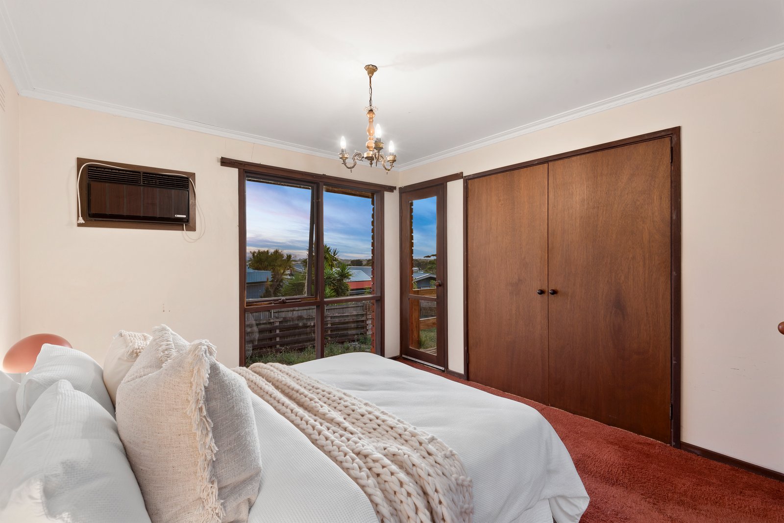 Property Gallery Thumbnail 16