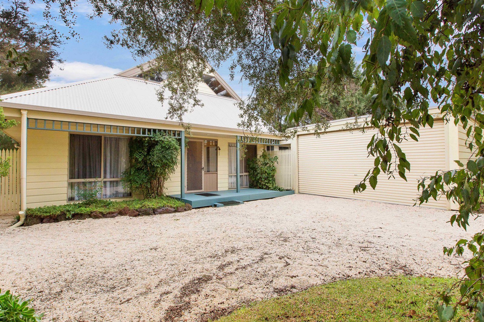 Property Gallery Thumbnail 12