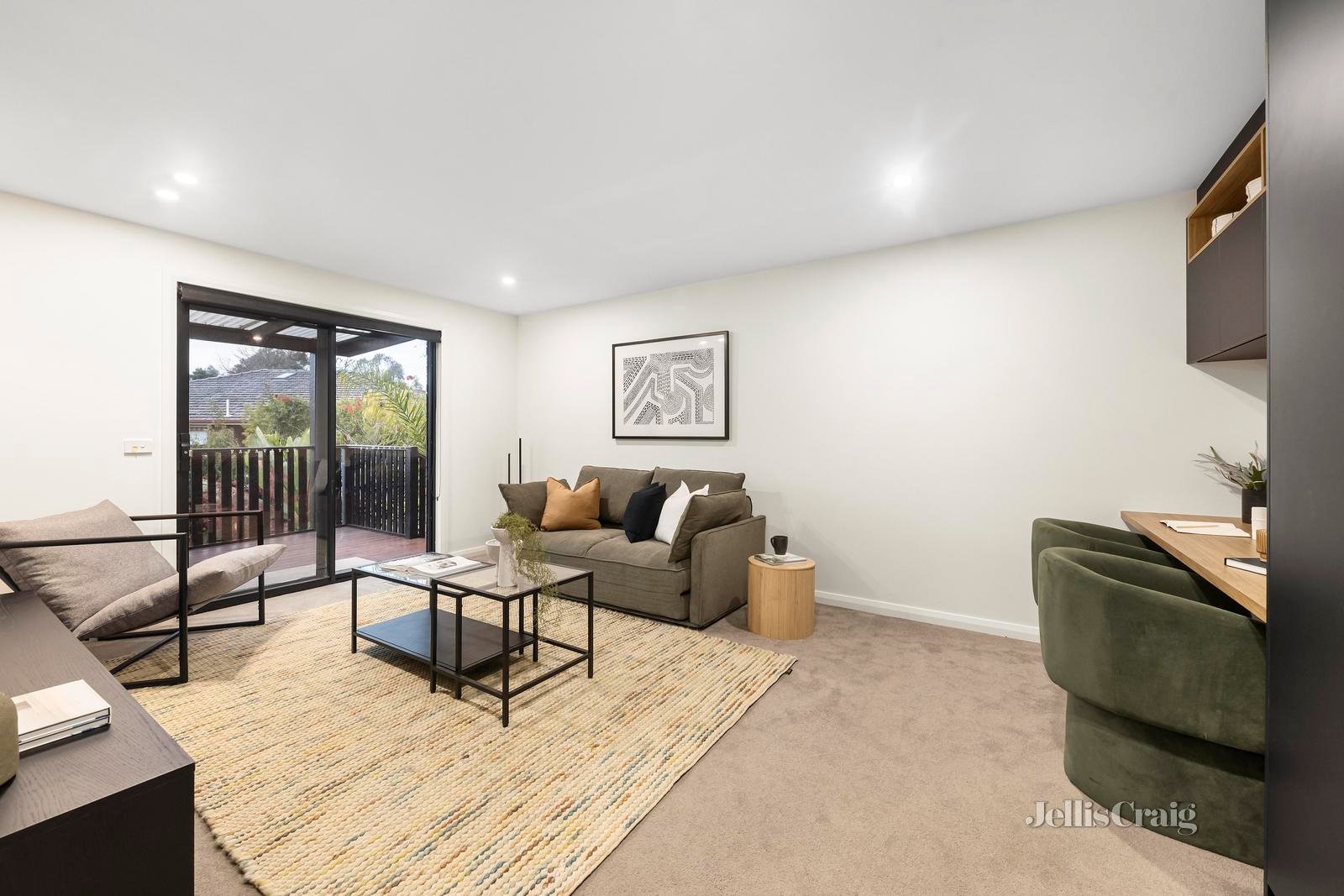 6 Ballamore Crescent, Doncaster image 9