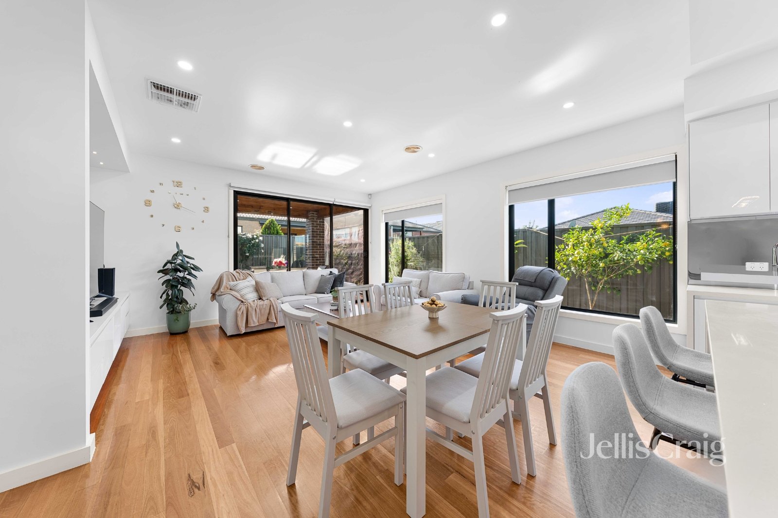 6 Bambi Street, Wollert image 5