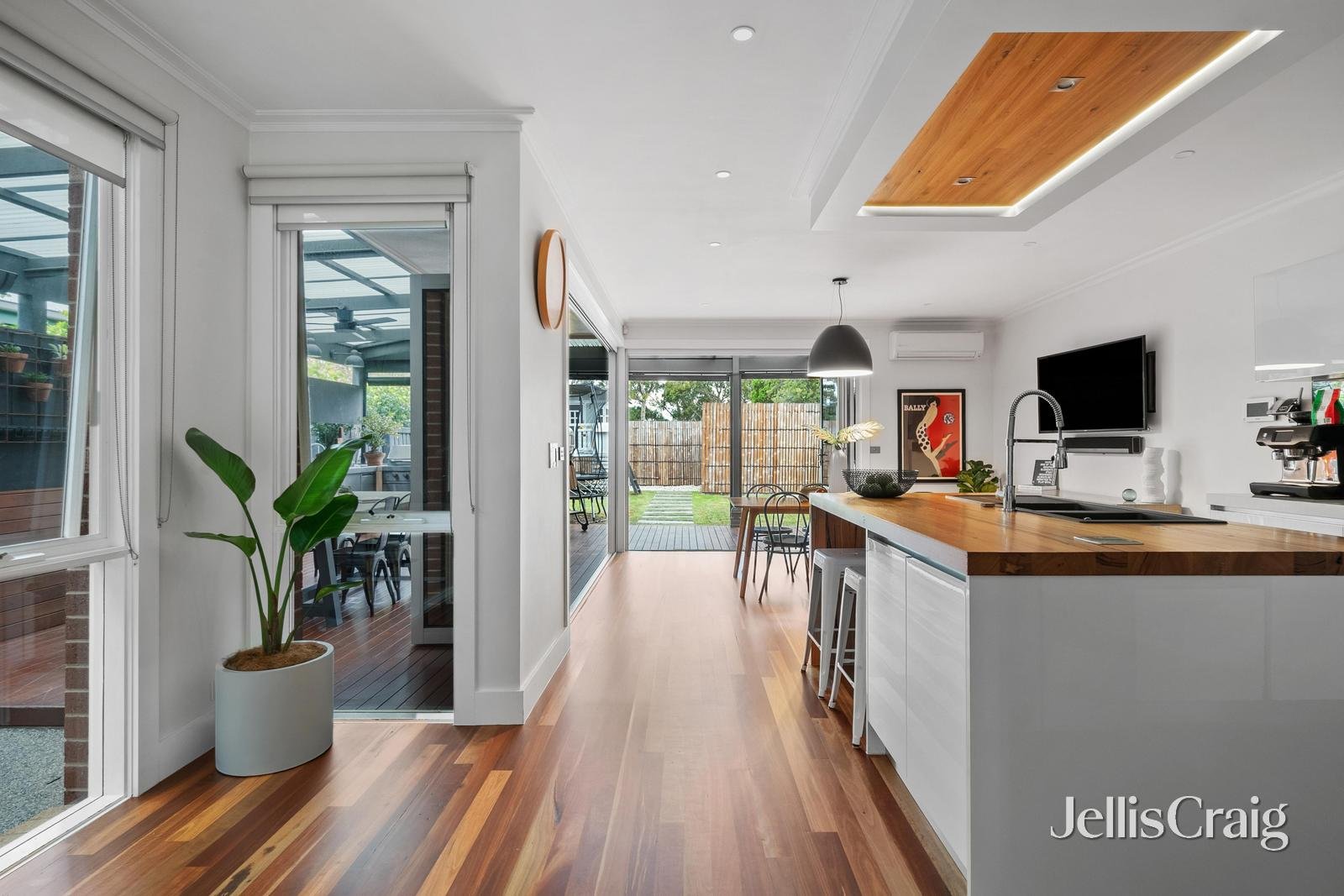 6 Bates Drive, Williamstown image 12