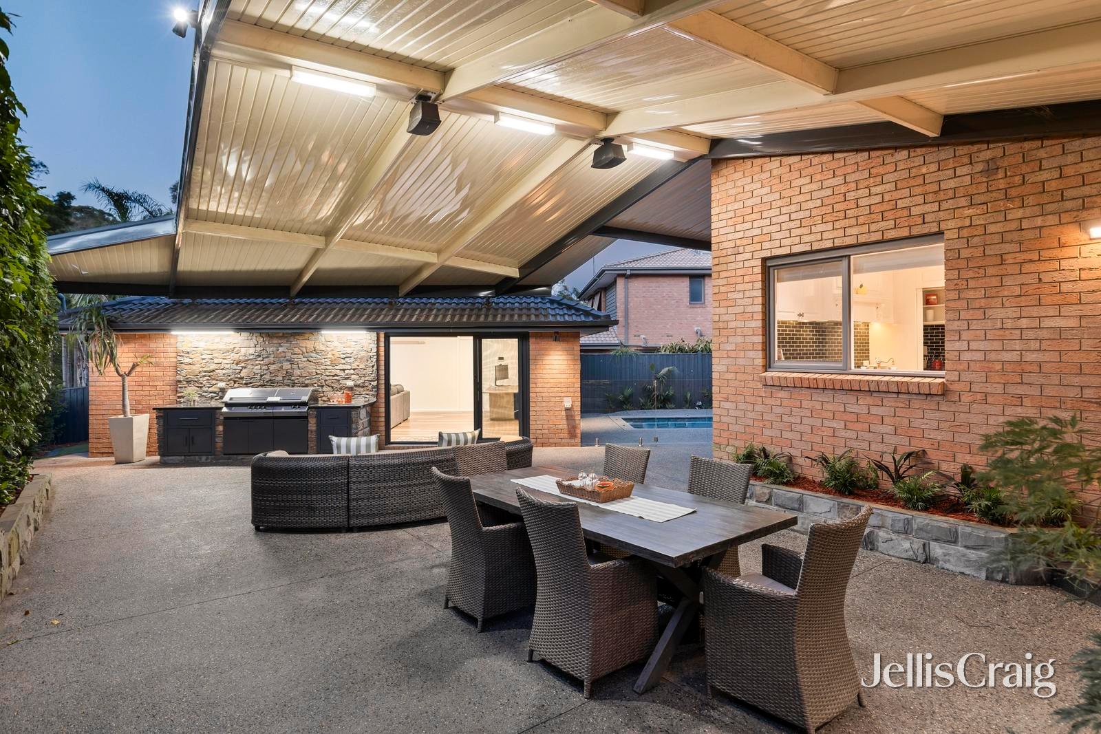 6 Bayles Court, Donvale image 15