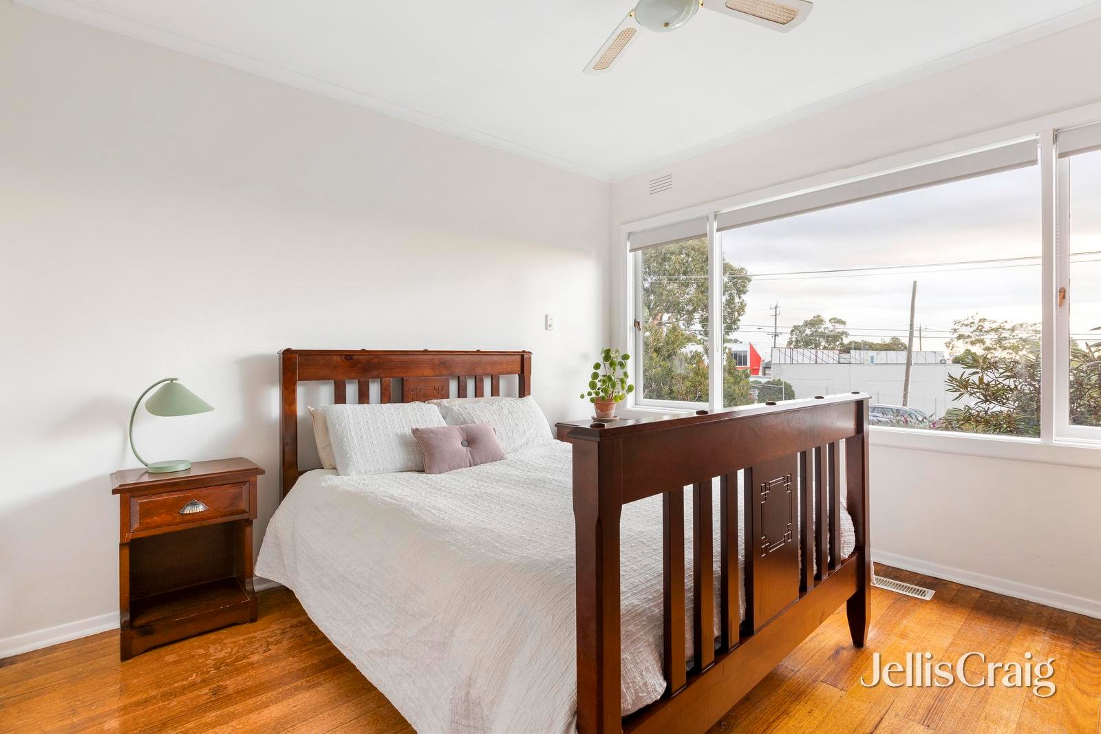 6 Beaconsfield Road, Briar&nbsp;Hill image 11