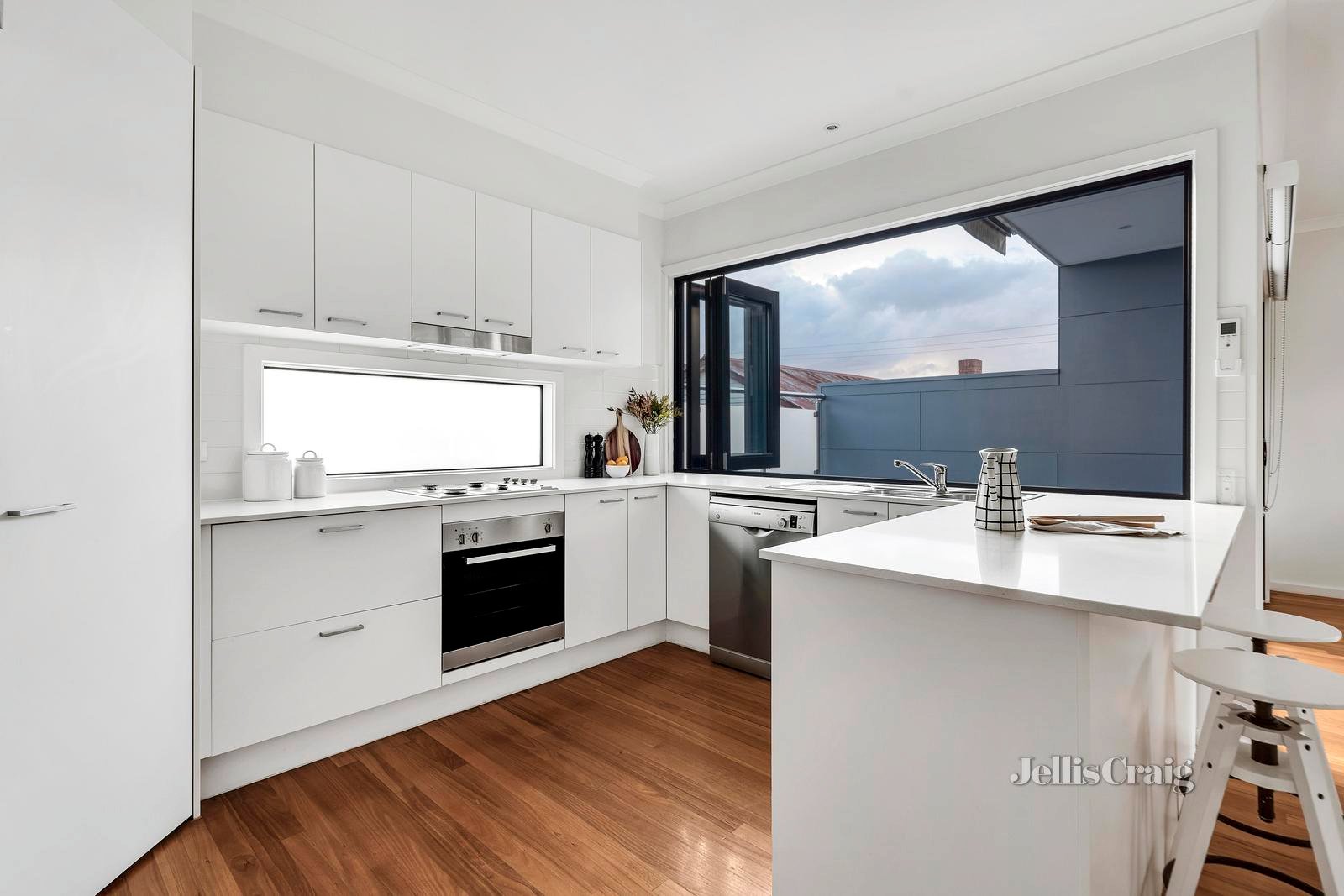 6 Bellvue Street, Brunswick East image 5