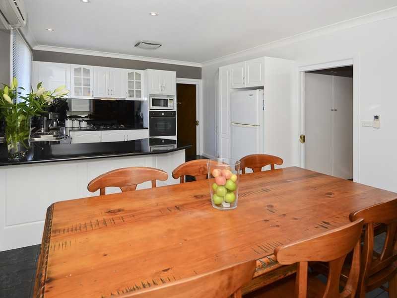 6 Bennett Court, Leopold image 3