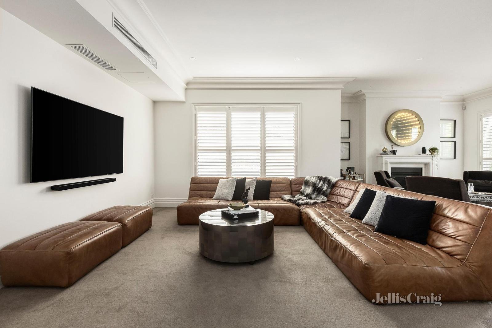 6 Bernard Street, Balwyn North image 3