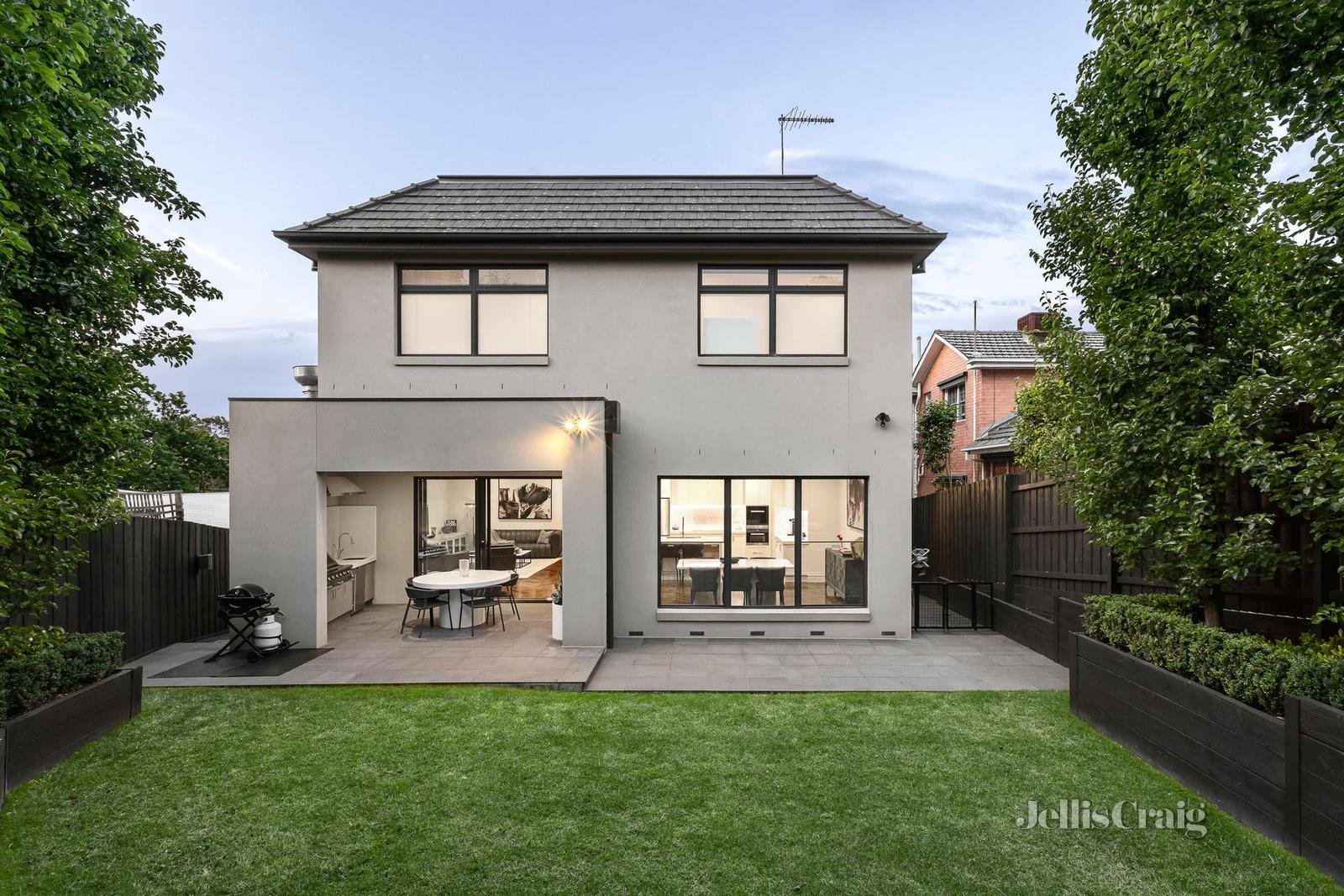 6 Bernard Street, Balwyn North image 12
