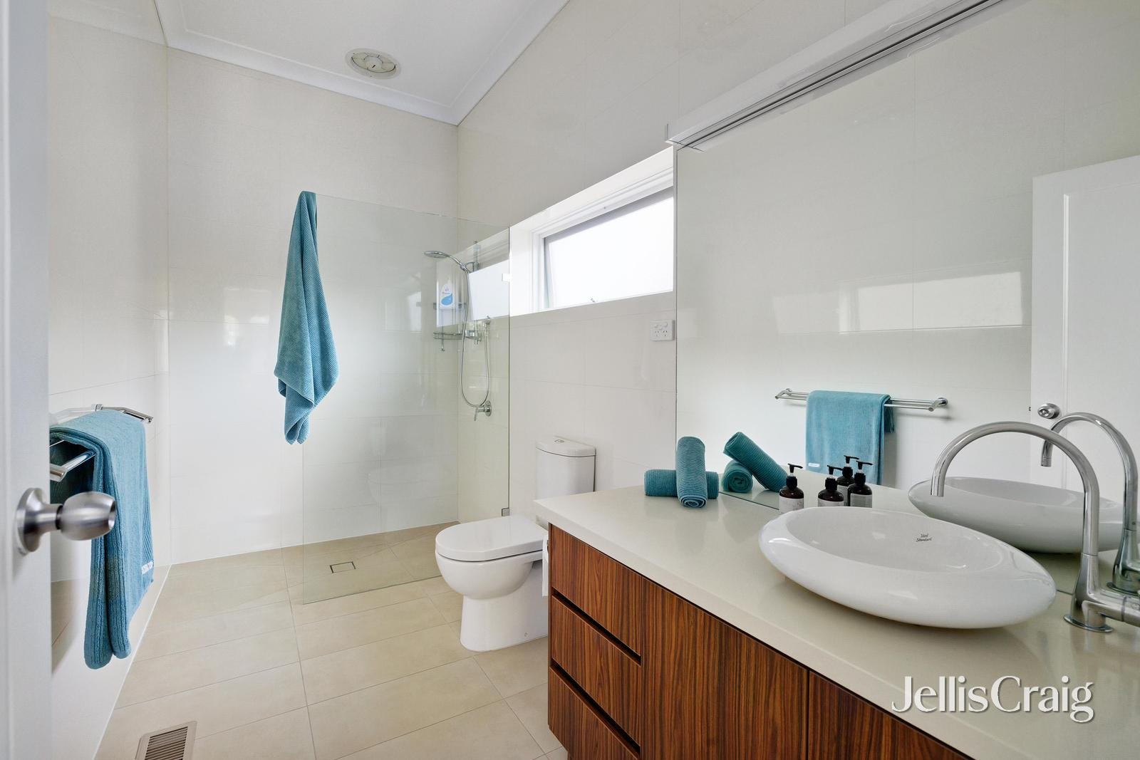 6 Bethela Street, Camberwell image 12