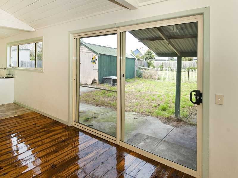 6 Birch Street, North Geelong image 5
