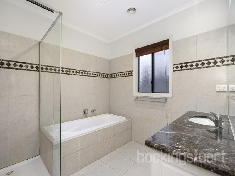 6 Birdwood Street, Balwyn image 10