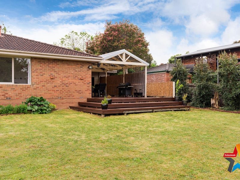 6 Blaxland Court, Mooroolbark image 16