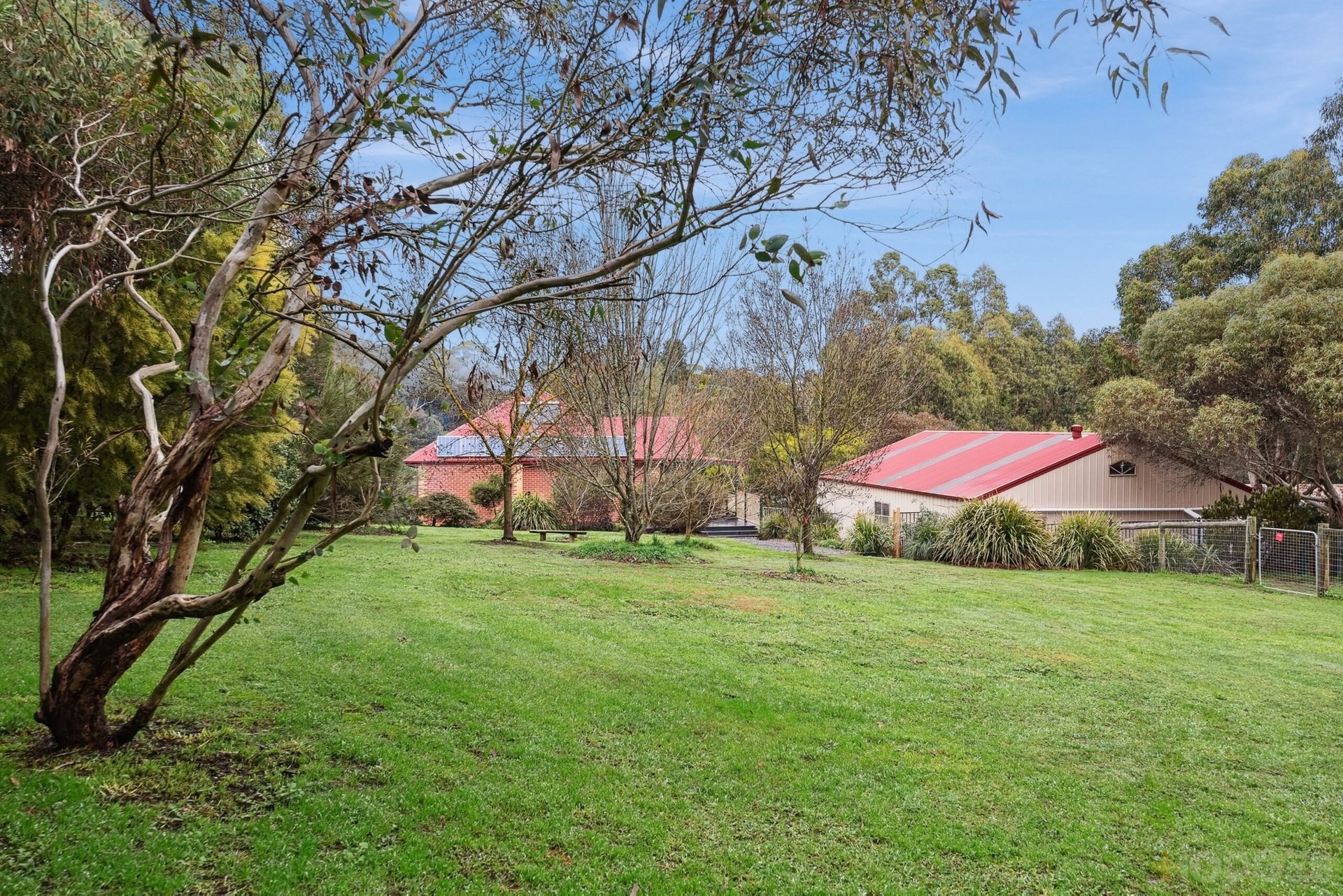 6 Bonnieview Court Wandong