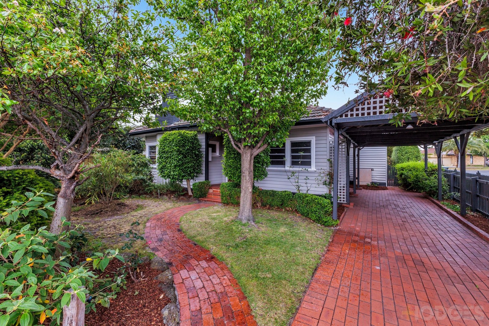 6 Bourke Street Mentone