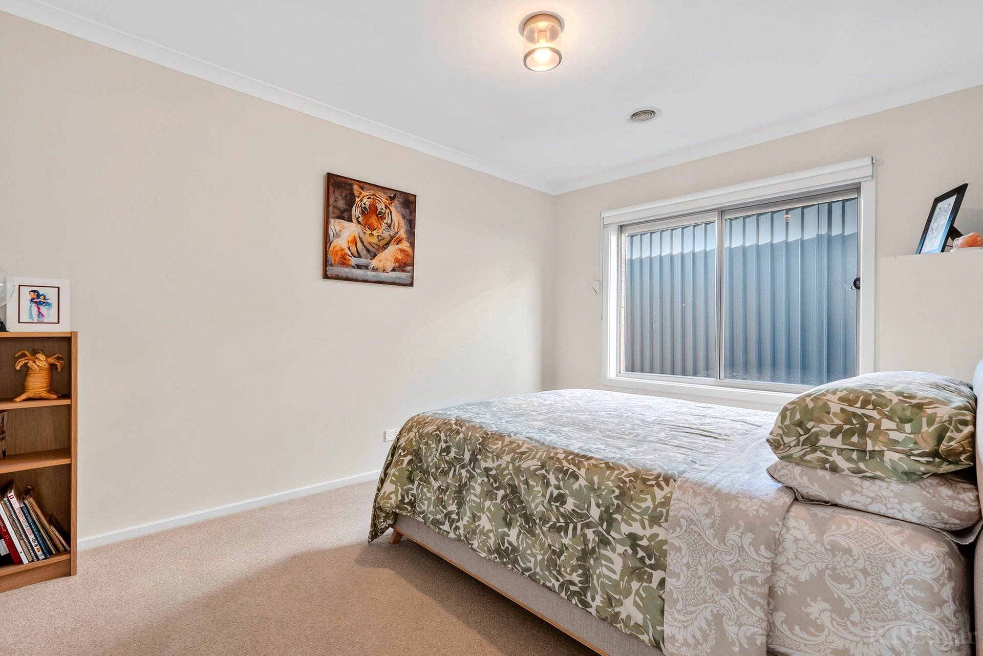 Property Gallery Thumbnail 7