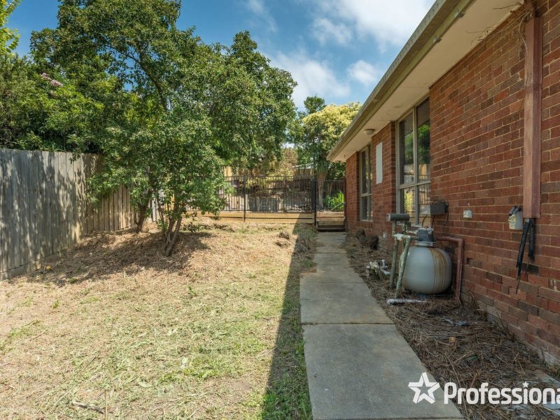 6 Brack Court, Mooroolbark image 11