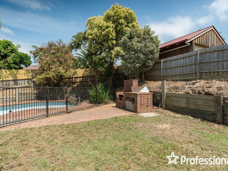 6 Brack Court, Mooroolbark image 13