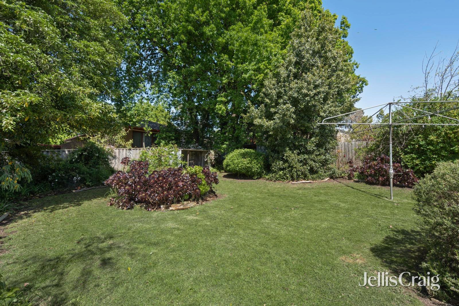 6 Brampton Court, Vermont image 12