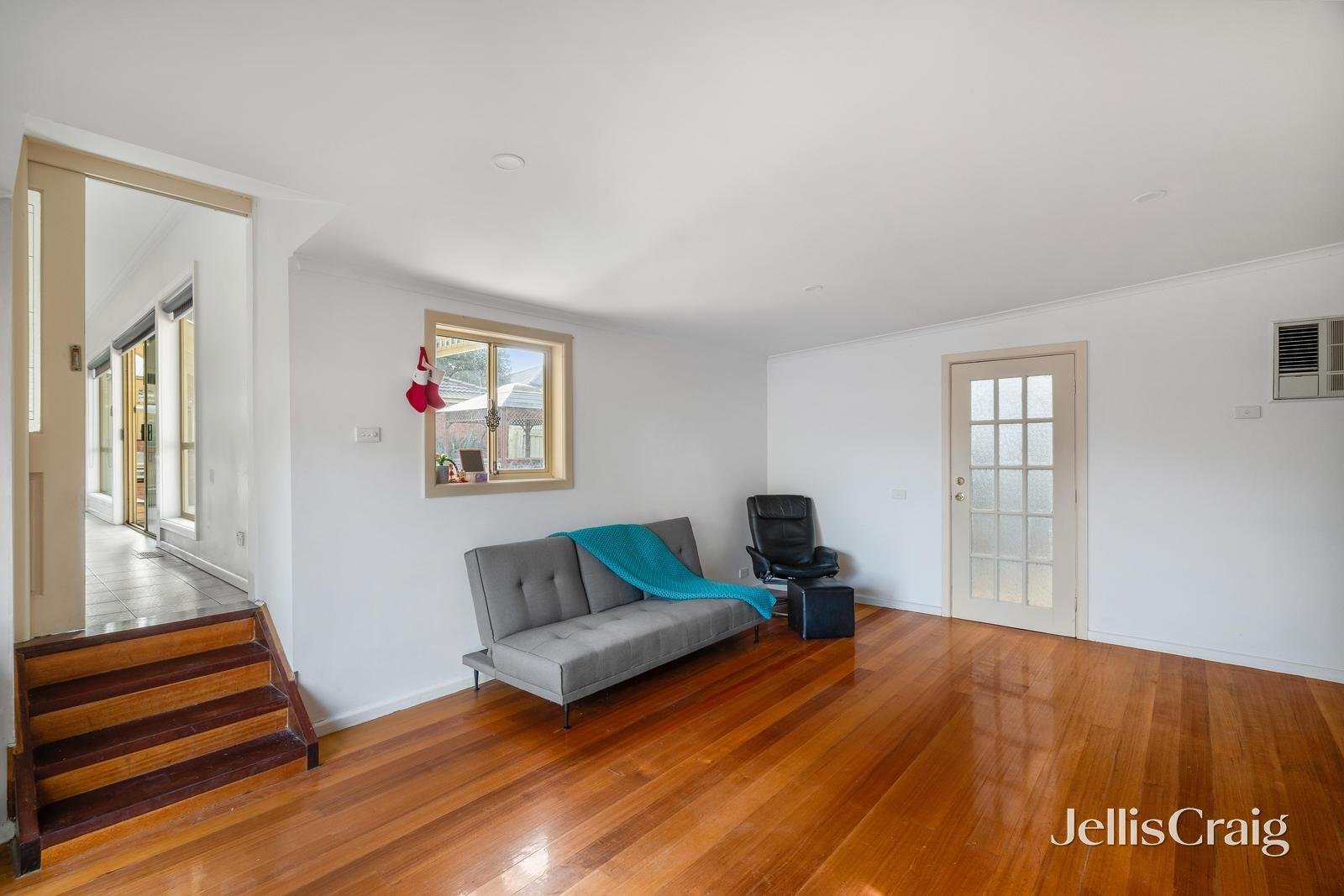6 Bray Court, Bentleigh East image 4