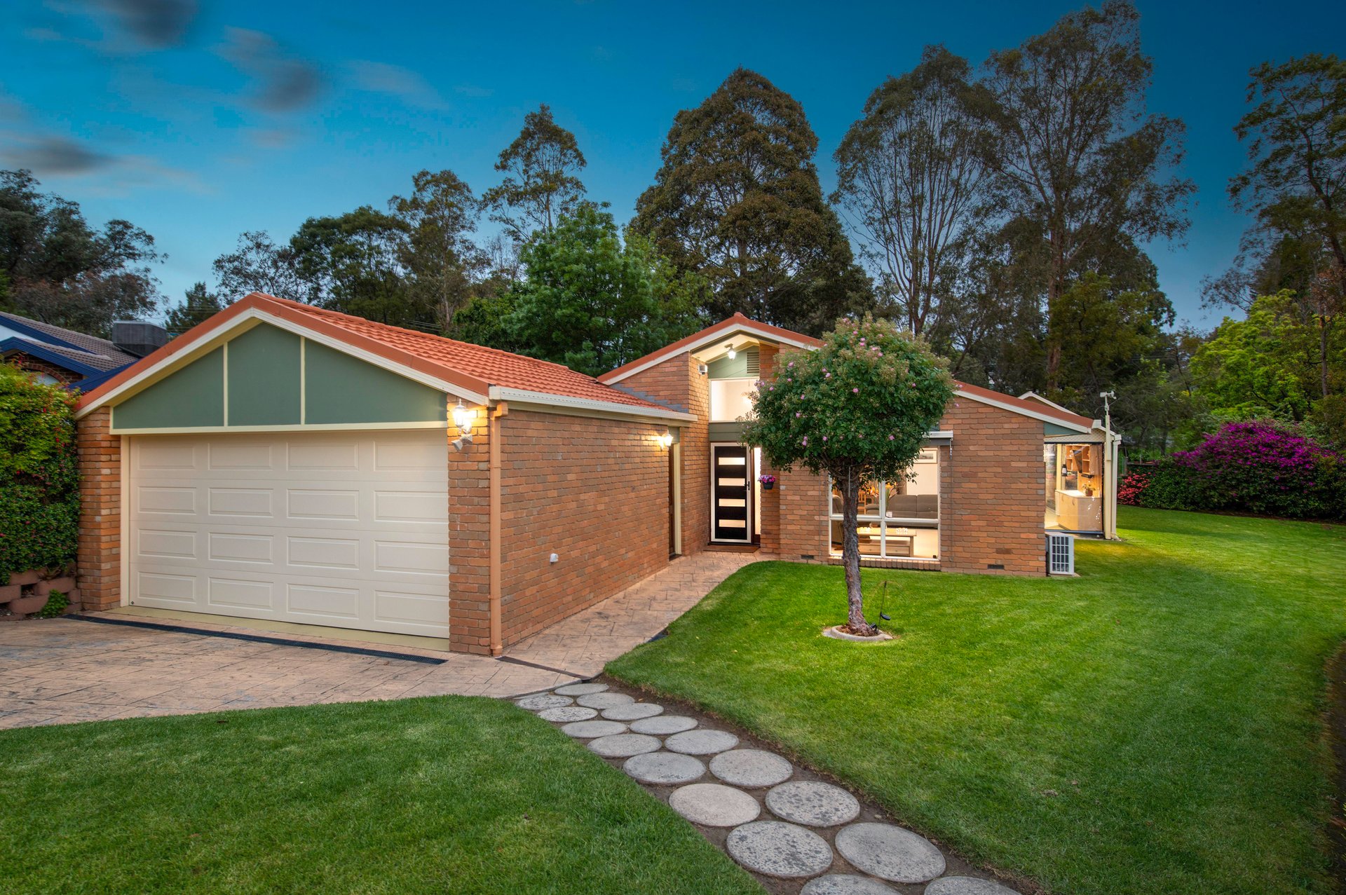 6 Brookfield Place, Warranwood image 1