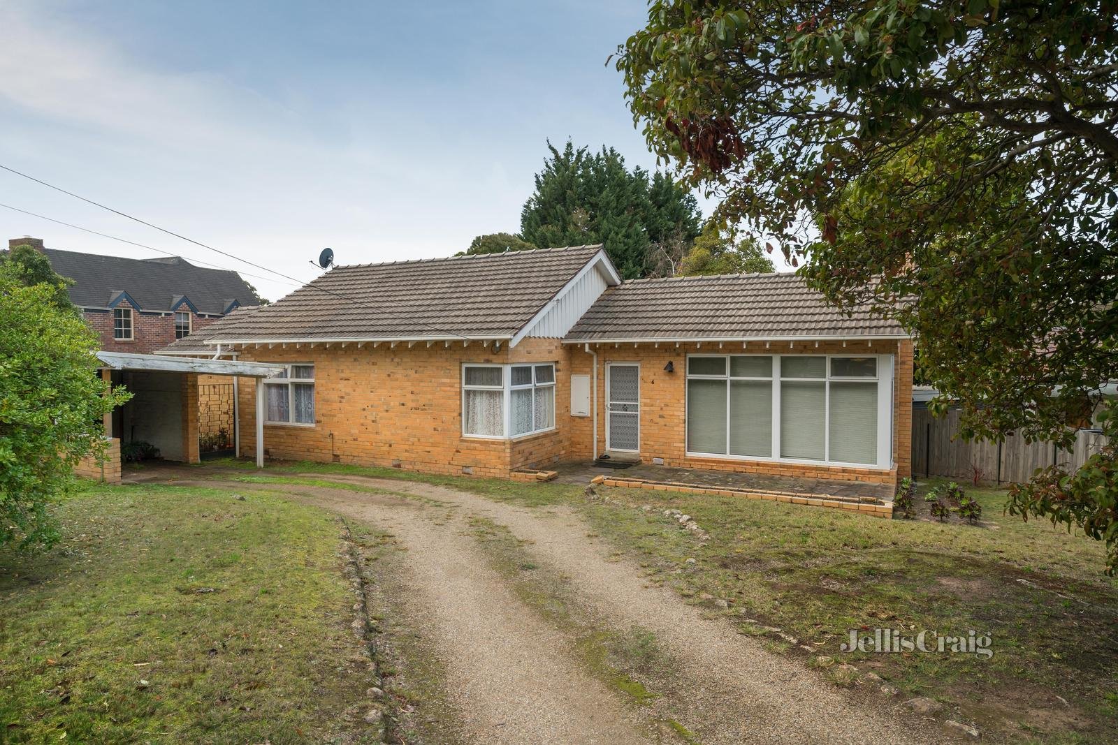 6 Bruce Street, Mount Waverley image 4