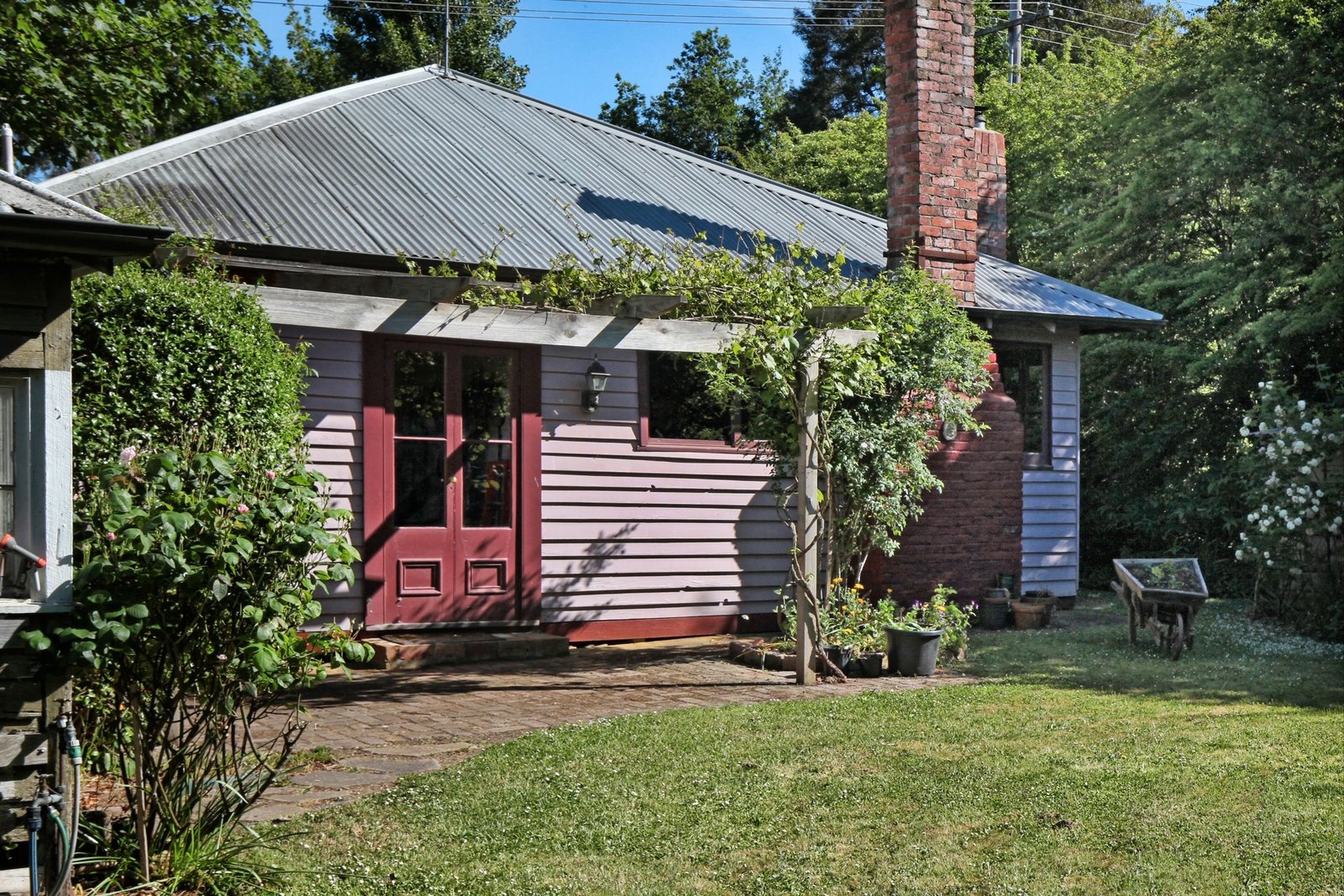 Property Gallery Thumbnail 17