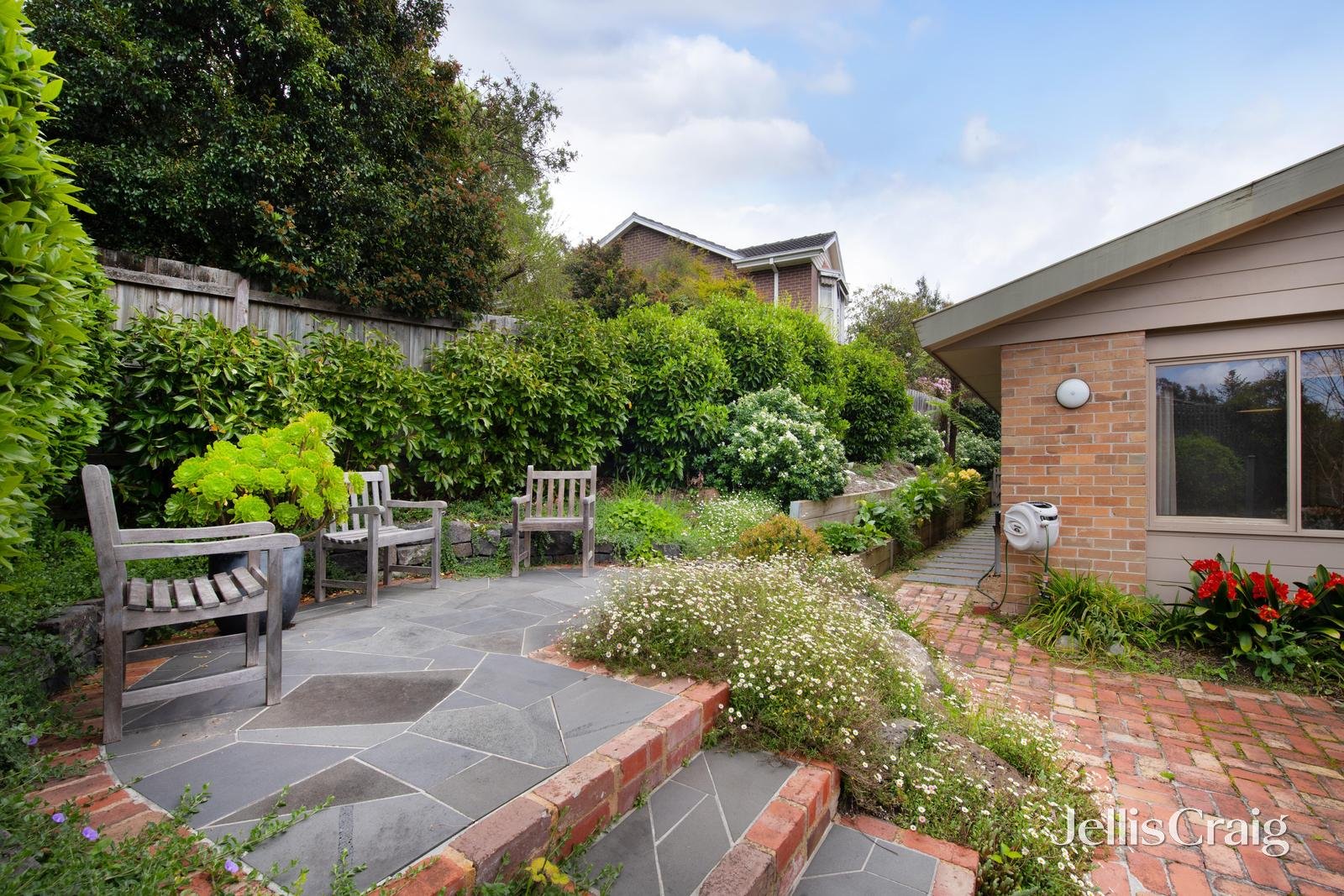 6 Buronga Avenue, Ringwood East image 4