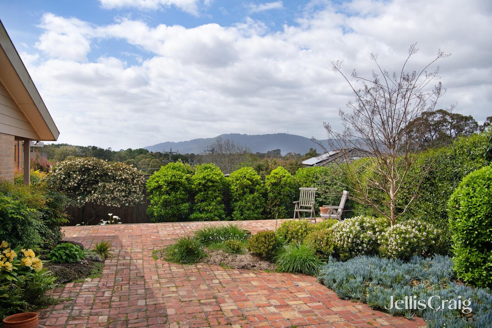 6 Buronga Avenue, Ringwood East image 5