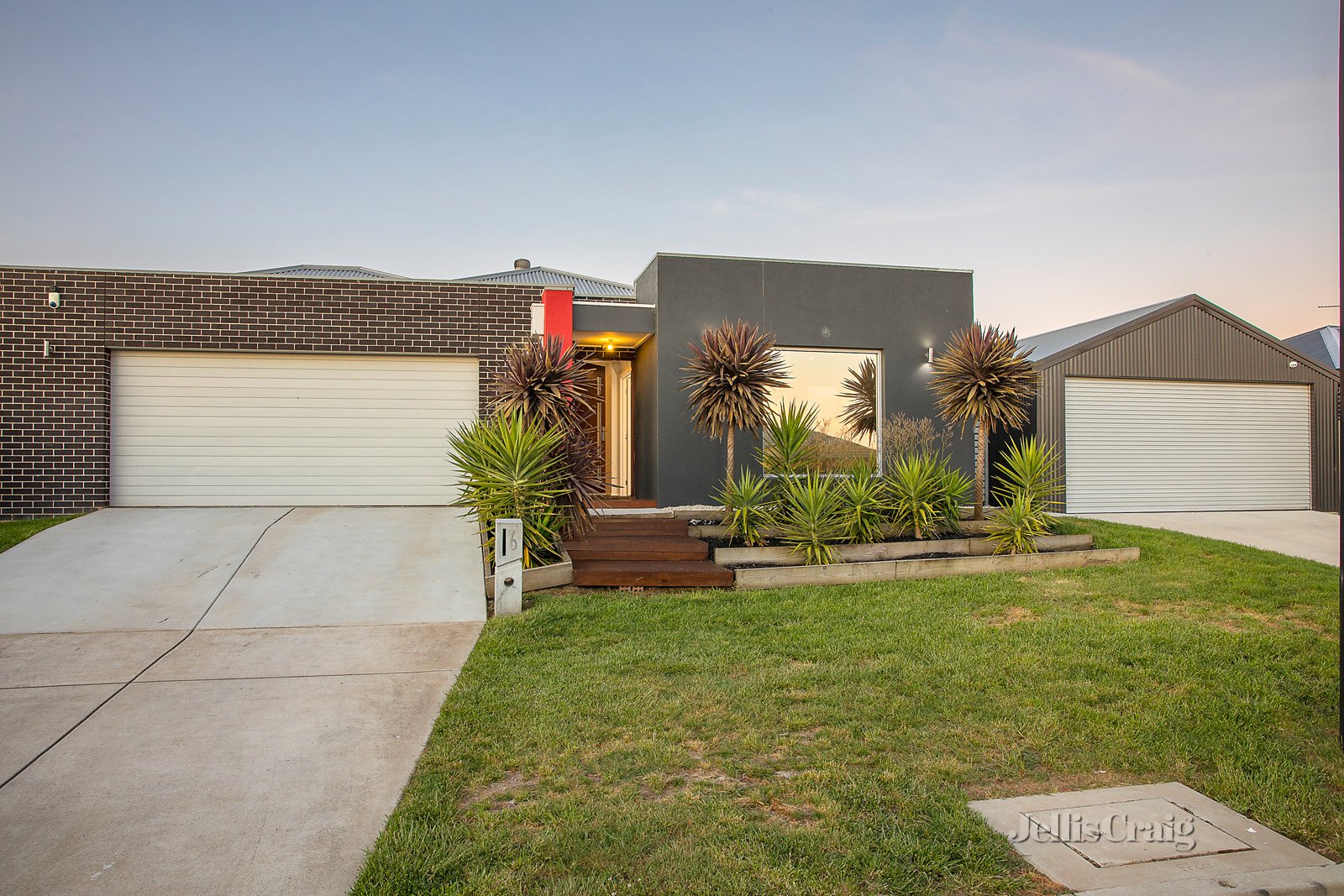 6 Carina Drive, Winter Valley image 1