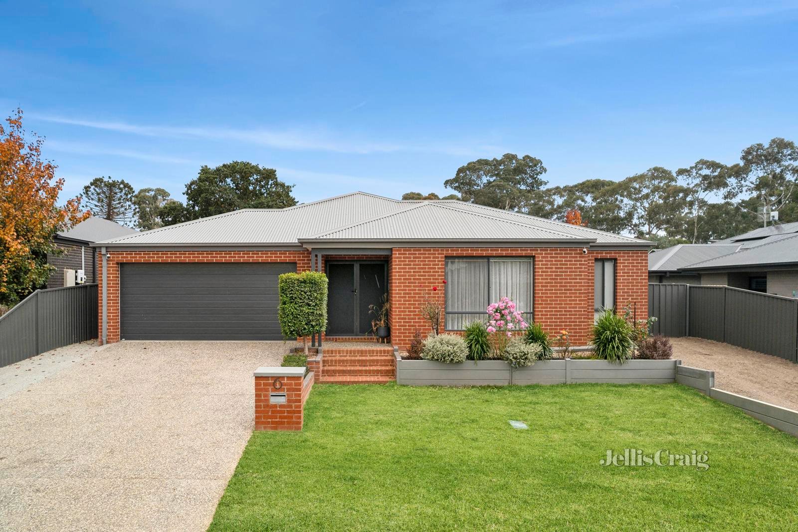 6 Carloway Drive, Mckenzie Hill image 1