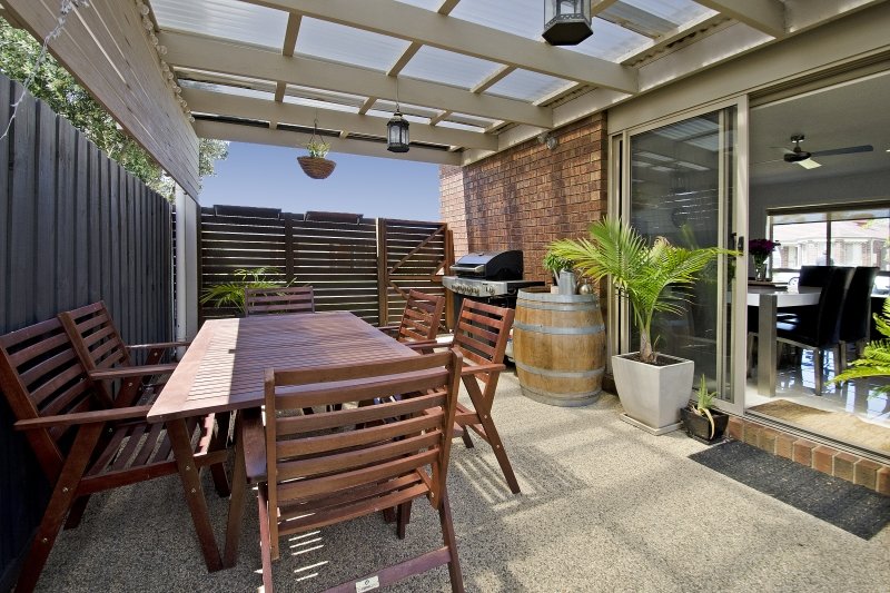 6 Carradale Street, Waurn Ponds image 8